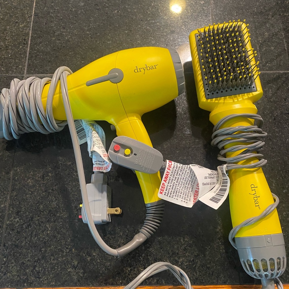 drybar Yellow  Hair Dryer & Brush Set